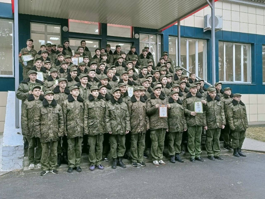 Панинские десятиклассники приняли участие в учебных сборах