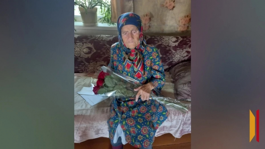 Жительница панинского села Новохреновое отметила 100 лет со дня рождения