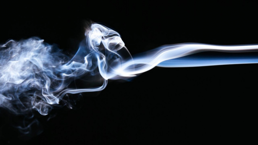 В Панинском районе владельца магазина оштрафовали за торговлю сигаретами возле школы