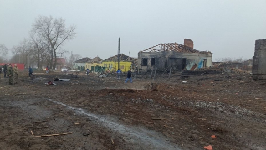 В селе Петропавловка Острогожского района Воронежской области упал боеприпас