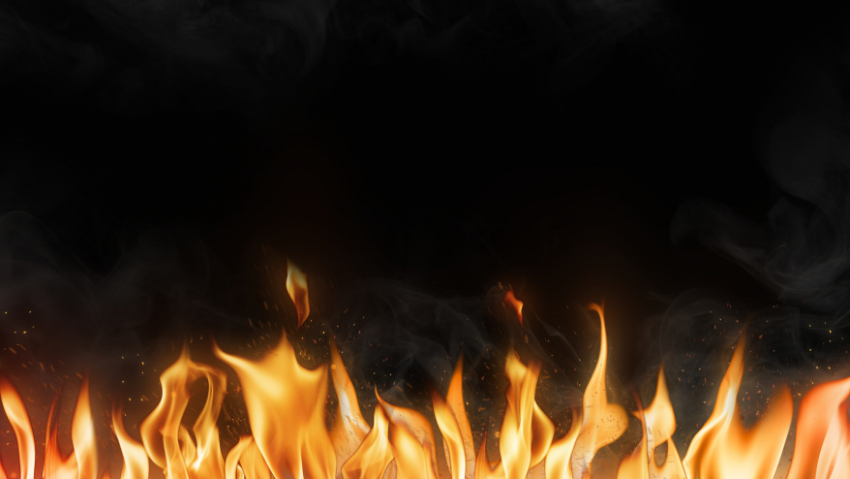 В Бобровском районе сгорел дом