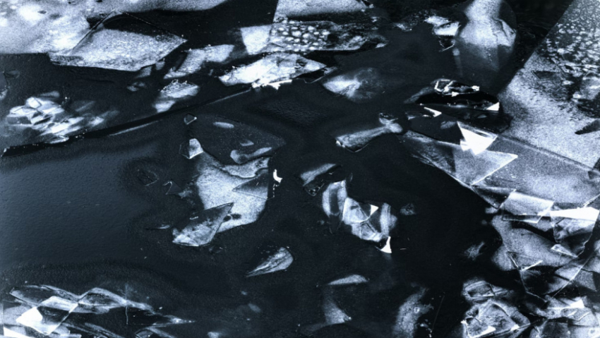 Жителей Воронежской области предупредили об опасности выхода на тонкий лед