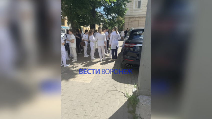 В медучреждения Воронежа поступили фейковые сообщения о минировании