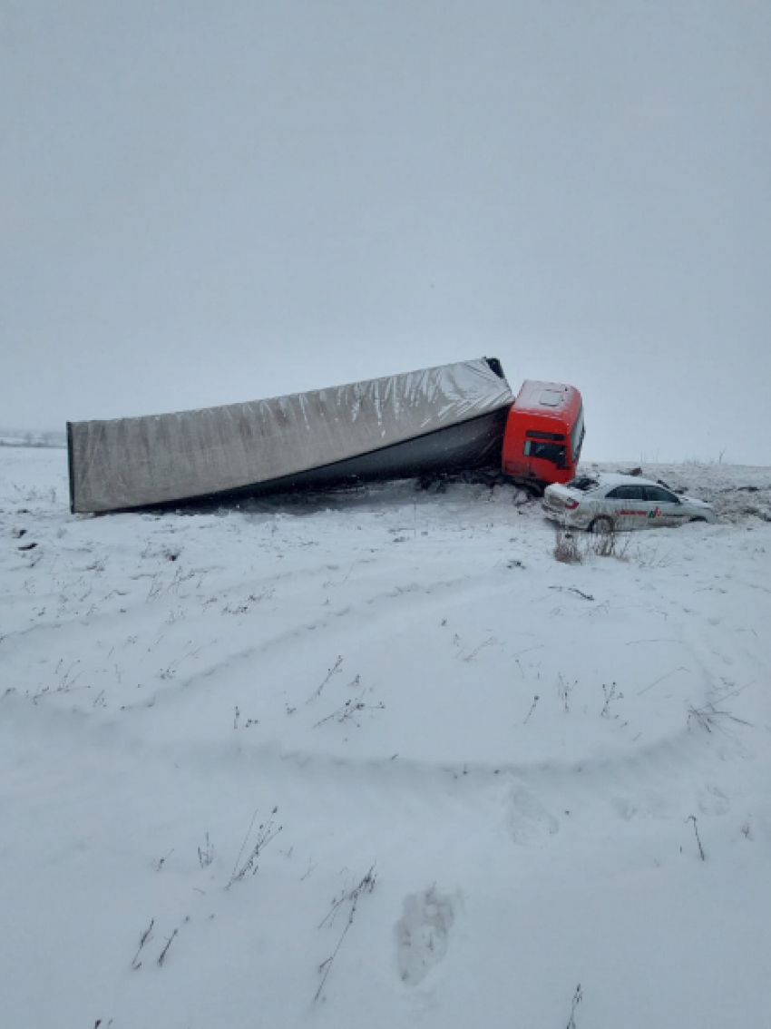 В Аннинском районе произошла авария с тремя автомобилями