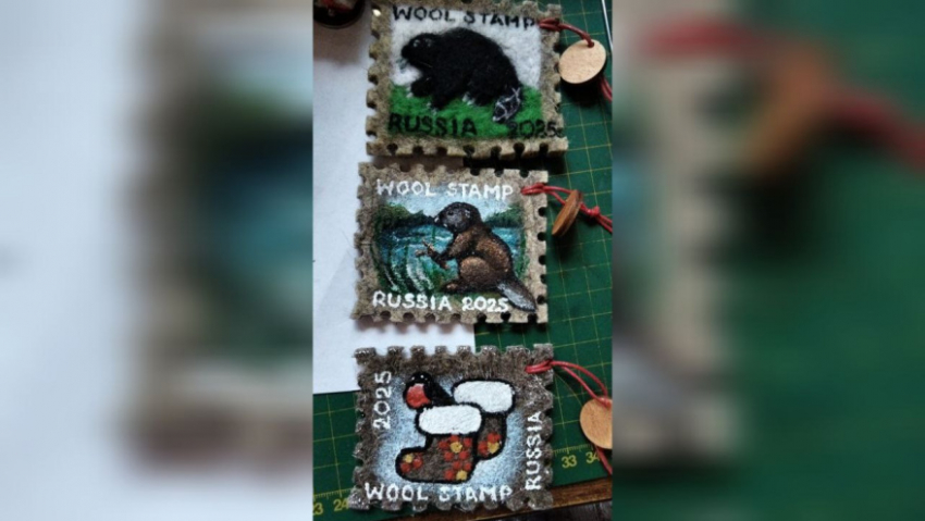 В Бобровском районе создали уникальную коллекцию марок из войлока