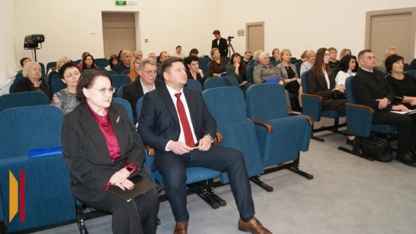 В Бобровском районе готовятся отметить 100-летие поэта-фронтовика Егора Исаева