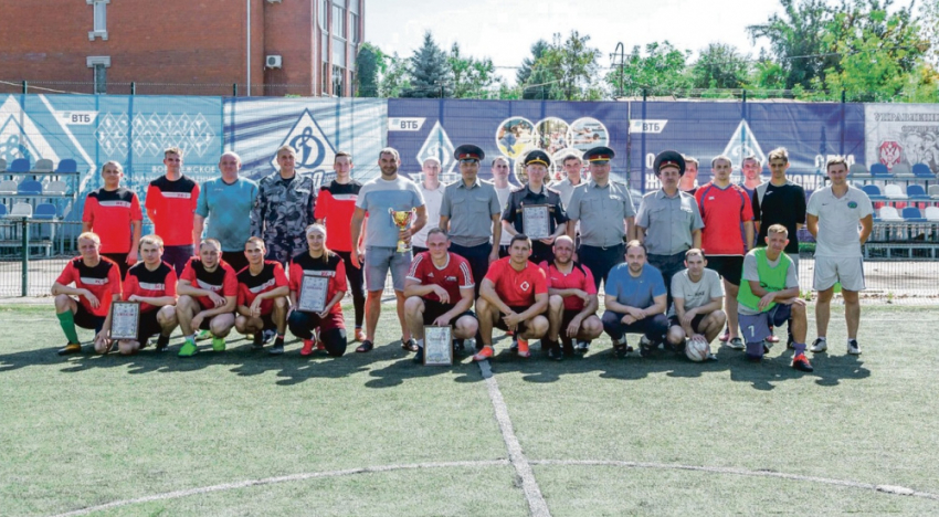 Сотрудники колонии Панинского района победили в турнире по мини-футболу