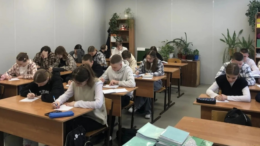В Панинской СОШ организовали акцию «Письмо другу»