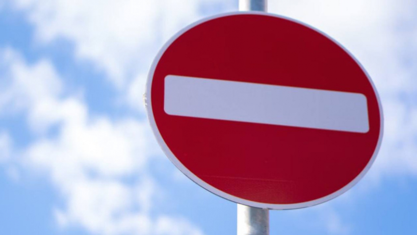 Жителям Воронежской области напомнили, где нельзя парковаться