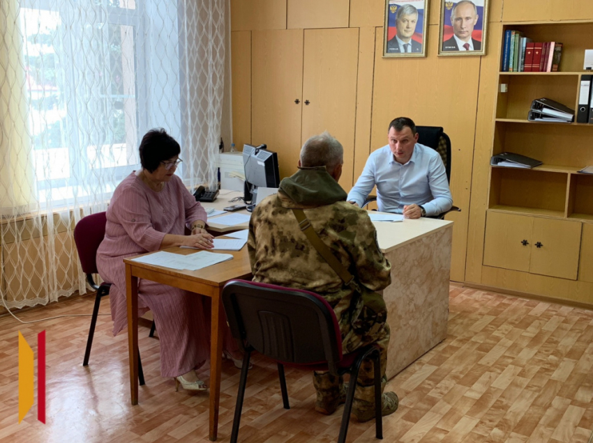 Глава Панинского района Андрей Кичигин провел личный прием граждан