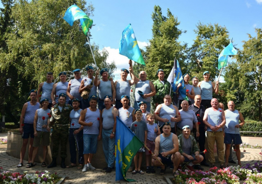 В Аннинском районе десантники отметили День ВДВ