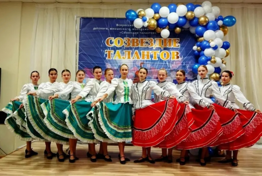 Таловские танцоры приняли участие во Всероссийском фестивале-конкурсе «Созвездие талантов»