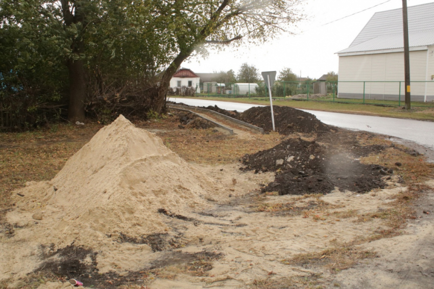 В Панино продолжается благоустройство территории