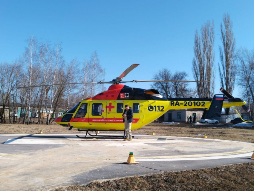 Жителя Таловского района на вертолёте отправили в областную клиническую больницу