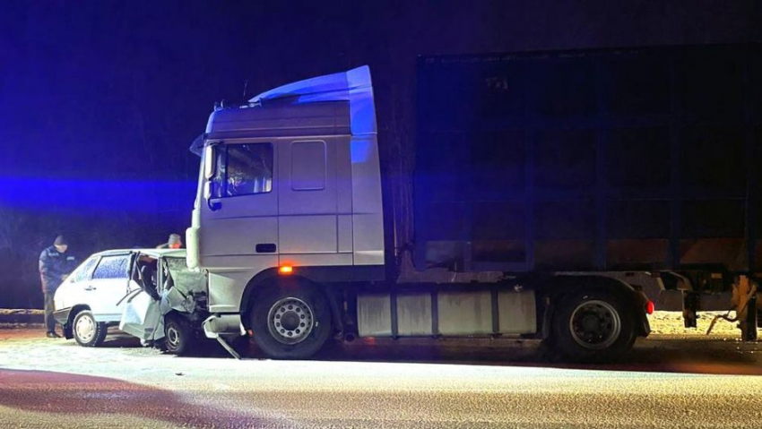 В Аннинском районе пенсионер погиб в ДТП с грузовиком