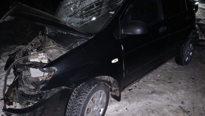 В Бобровском районе произошла авария, в которой пострадали пять человек