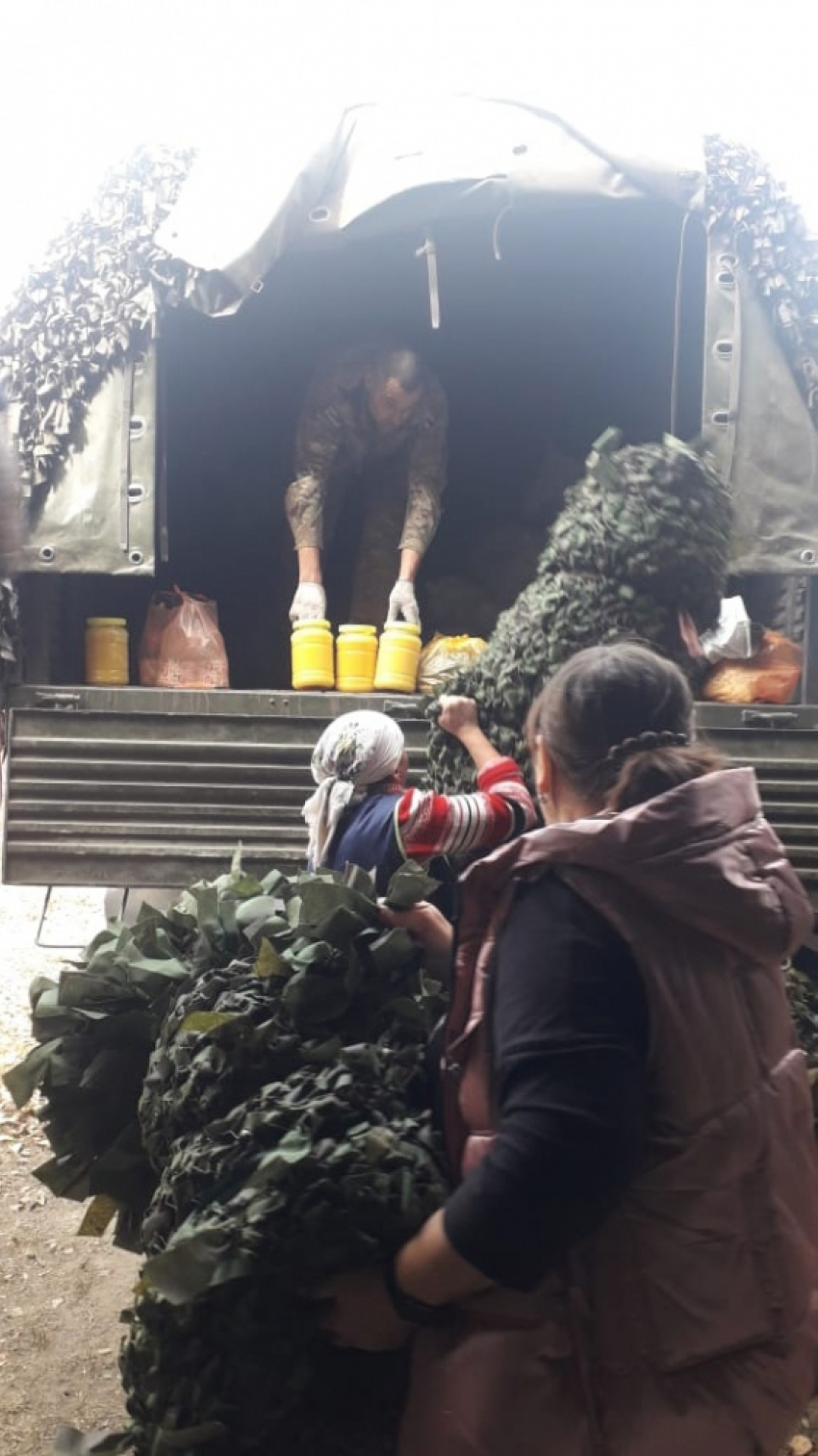 Панинские волонтёры собрали новую гуманитарную помощь военным